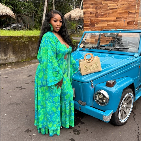 AKIRA Other - Vibrant Green Leaf Print 3 piece matching set